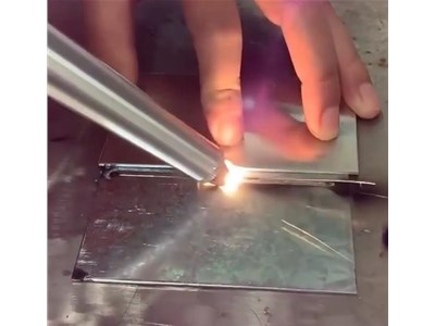 激光焊接機操作方法